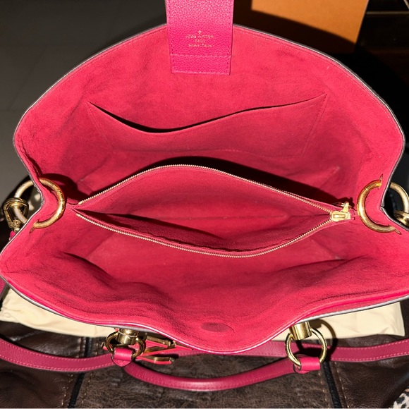 Louis Vuitton Damier Ebene Canvas LV Riverside Tote - Picture 4 of 9